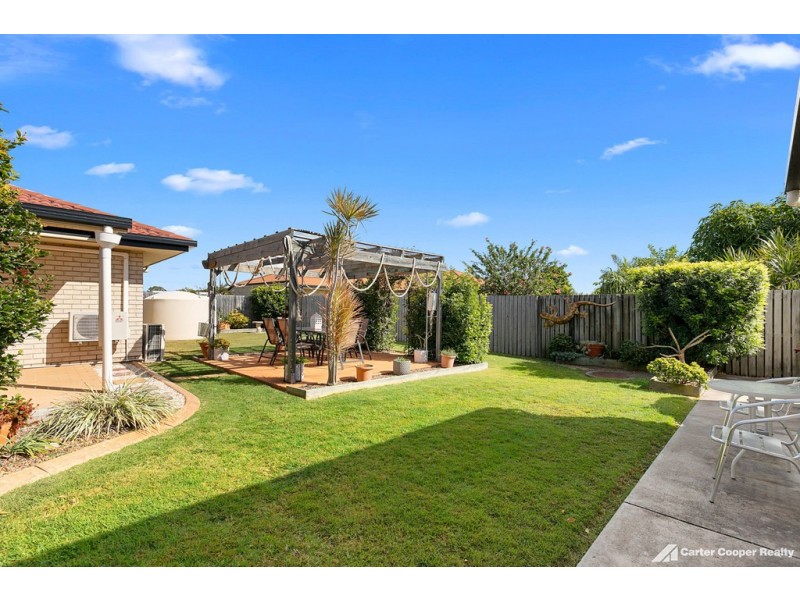 11 Spinnaker Drive, Point Vernon QLD 4655