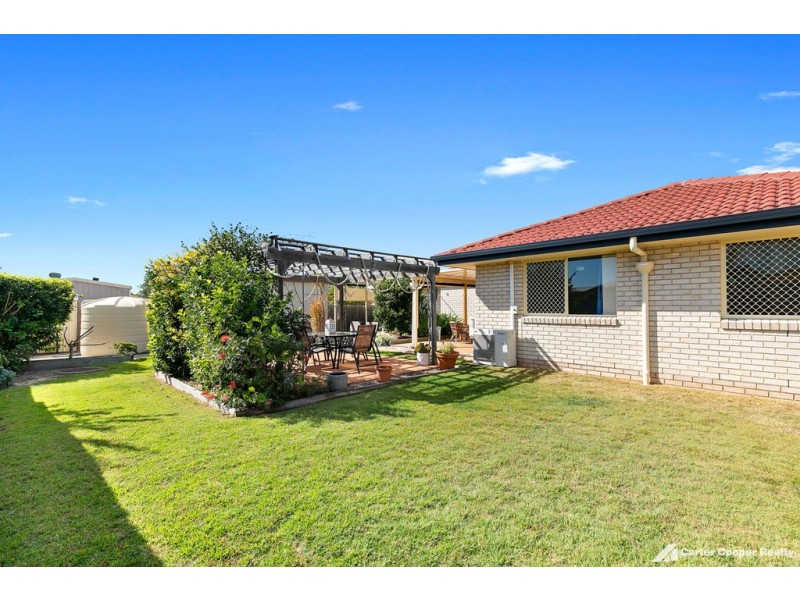 11 Spinnaker Drive, Point Vernon QLD 4655