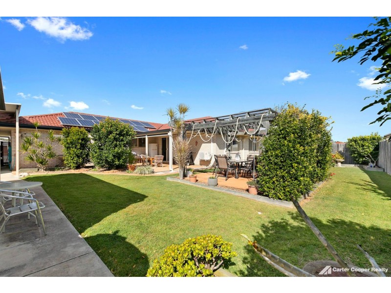 11 Spinnaker Drive, Point Vernon QLD 4655