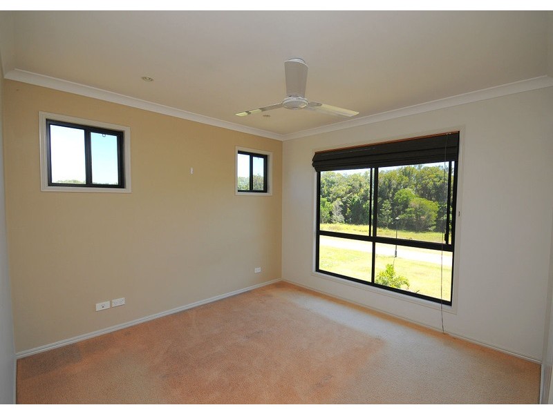 7 Chiquita Crt, Dundowran Beach QLD 4655