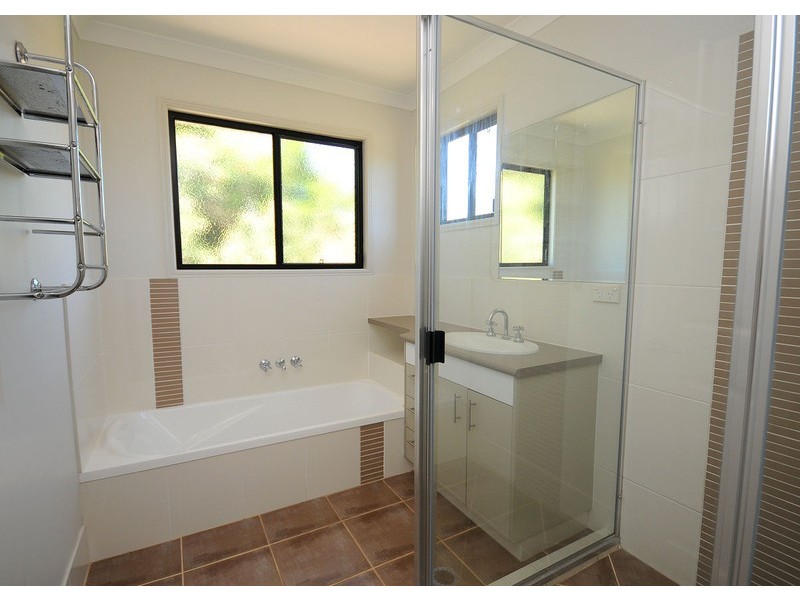 7 Chiquita Crt, Dundowran Beach QLD 4655