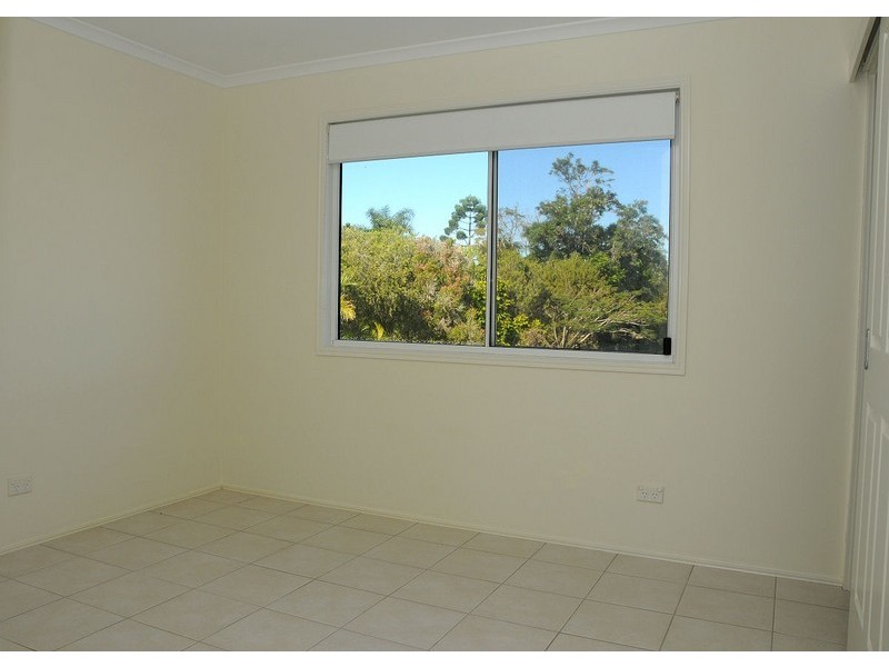 11 Julie St, Dundowran Beach QLD 4655