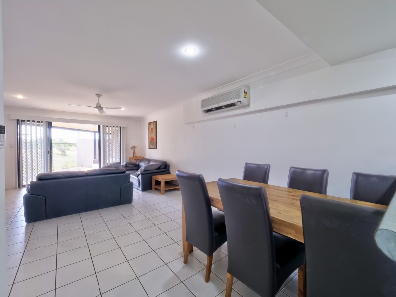 2/85 Ibis Boulevard, Eli Waters QLD 4655