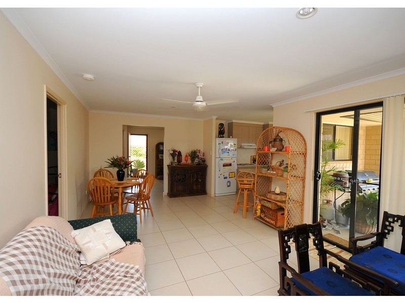 88 Wattle Street, Point Vernon QLD 4655