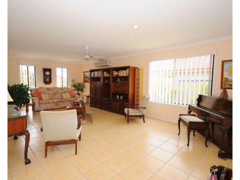 22 Spoonbill Way, Eli Waters QLD 4655