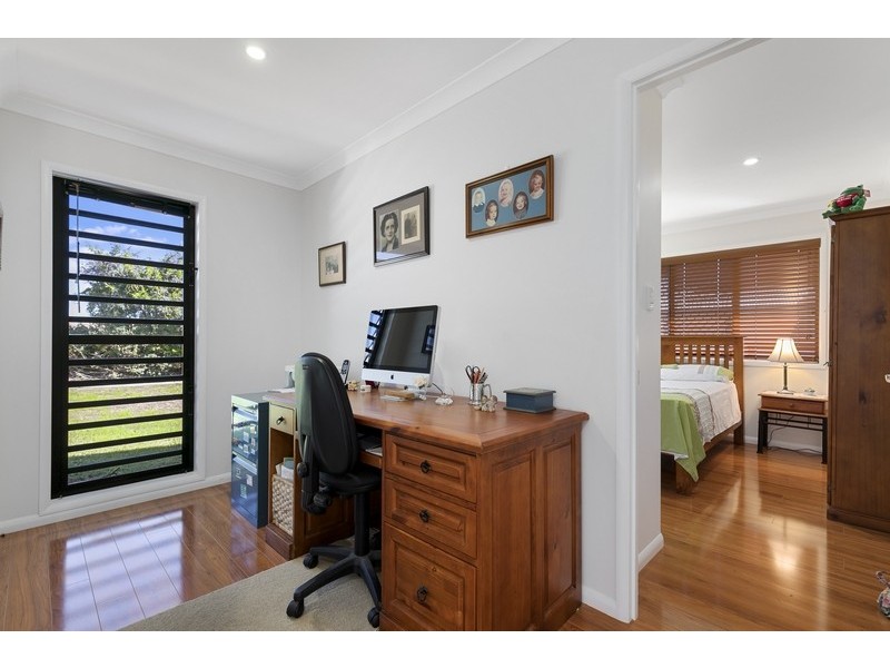 13 Sandy View Drive, Nikenbah QLD 4655