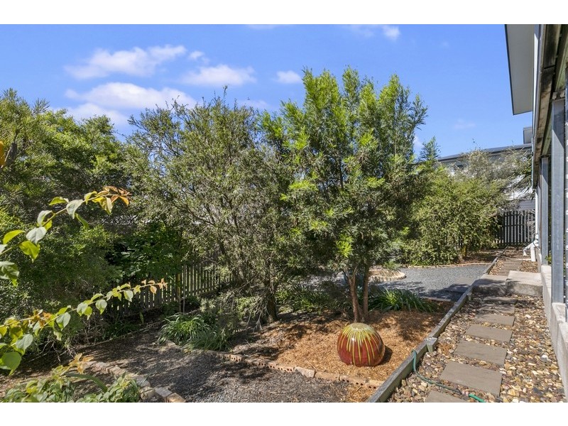 13 Sandy View Drive, Nikenbah QLD 4655