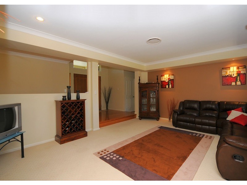 11 Kingston Close, Wondunna QLD 4655