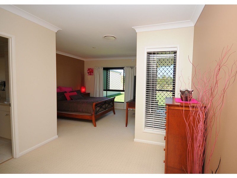 11 Kingston Close, Wondunna QLD 4655