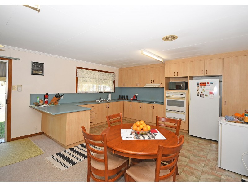 216 Torquay Terrace, Torquay QLD 4655