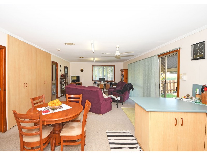 216 Torquay Terrace, Torquay QLD 4655