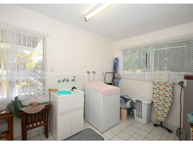 216 Torquay Terrace, Torquay QLD 4655