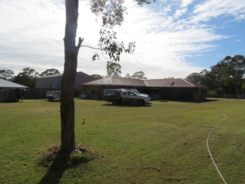 48 Senor Avenue, Urangan QLD 4655