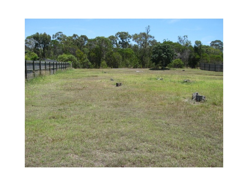 16 Sunline Court, Urangan QLD 4655