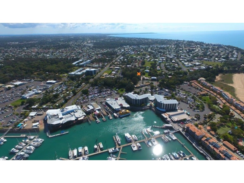 5 Swiss Court, Urangan QLD 4655