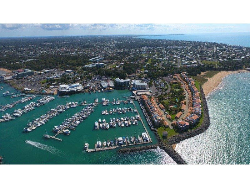 5 Swiss Court, Urangan QLD 4655