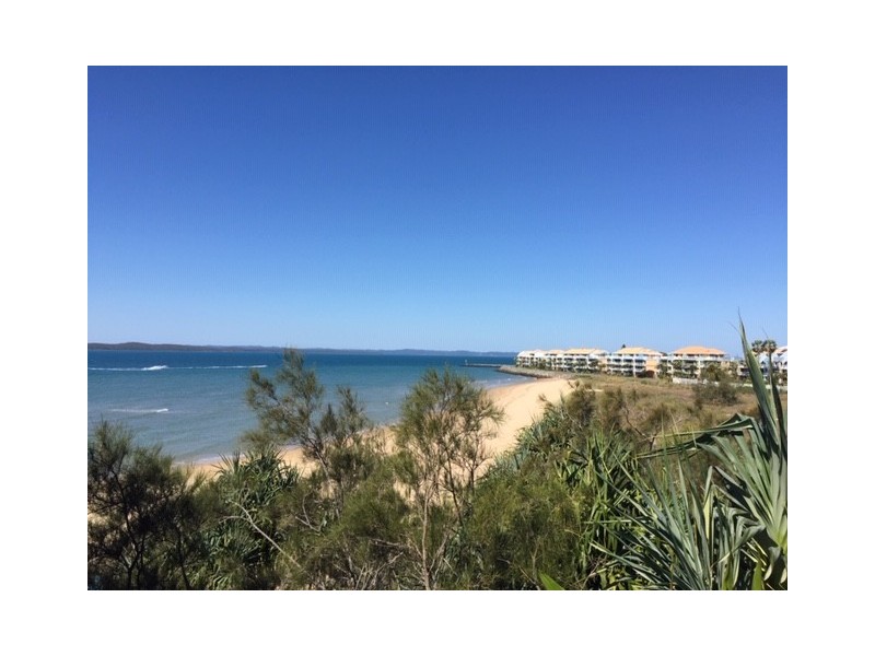 5 Swiss Court, Urangan QLD 4655