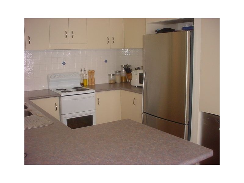 28 Kingfisher Parade, Toogoom QLD 4655