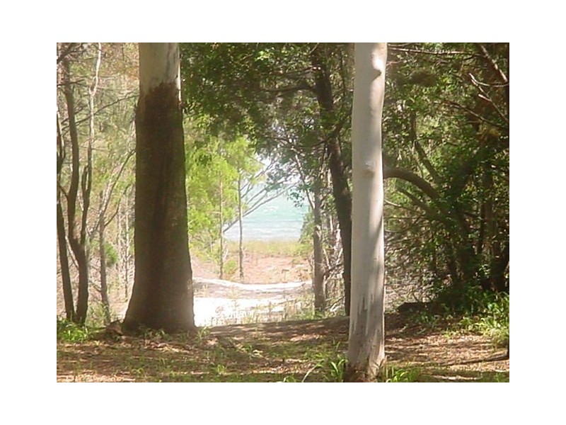 28 Kingfisher Parade, Toogoom QLD 4655