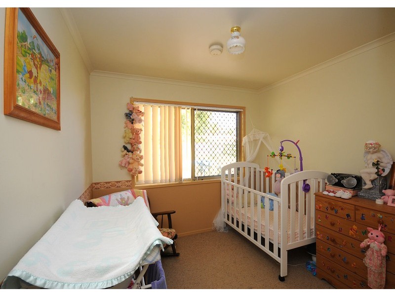 10 Deloraine Ave, Urangan QLD 4655