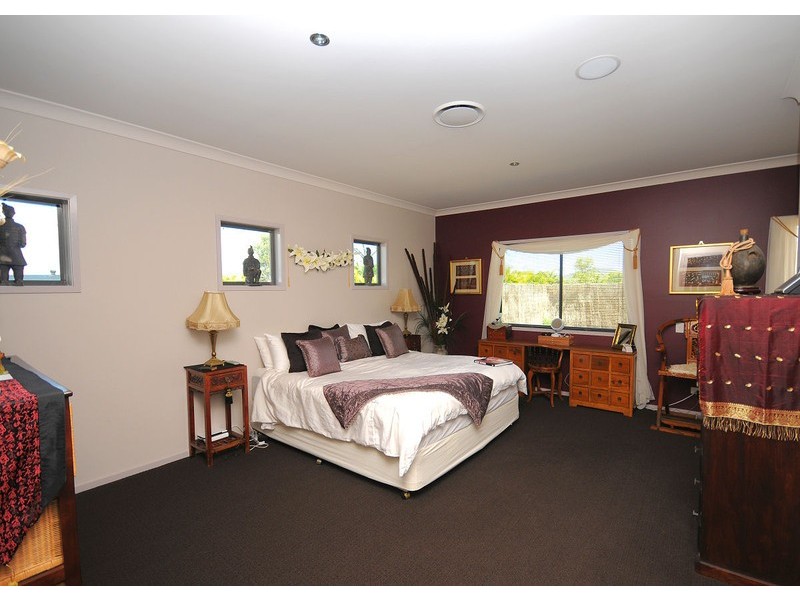 5 Kingston Close, Wondunna QLD 4655
