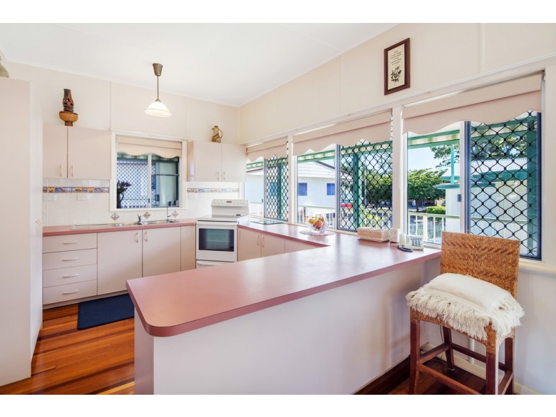 429 Esplanade, Torquay QLD 4655