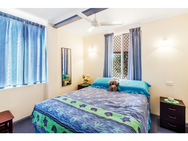 429 Esplanade, Torquay QLD 4655