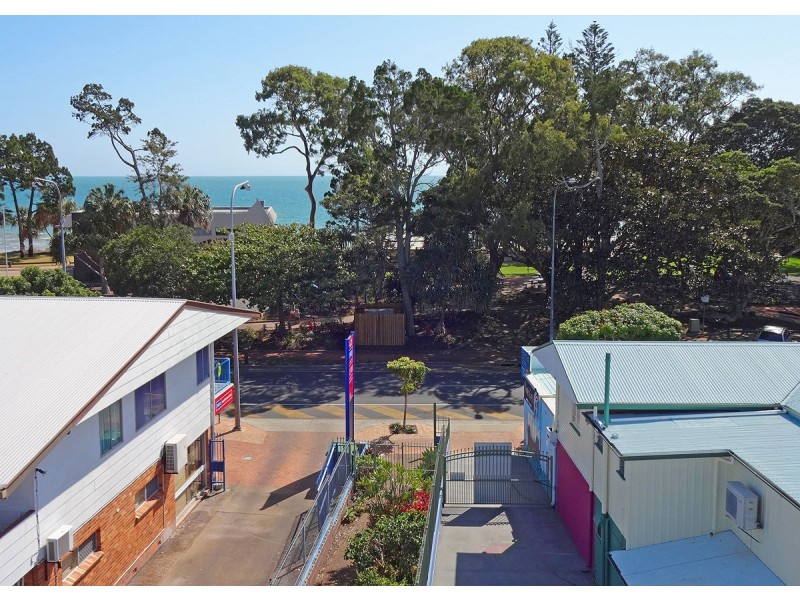 429 Esplanade, Torquay QLD 4655