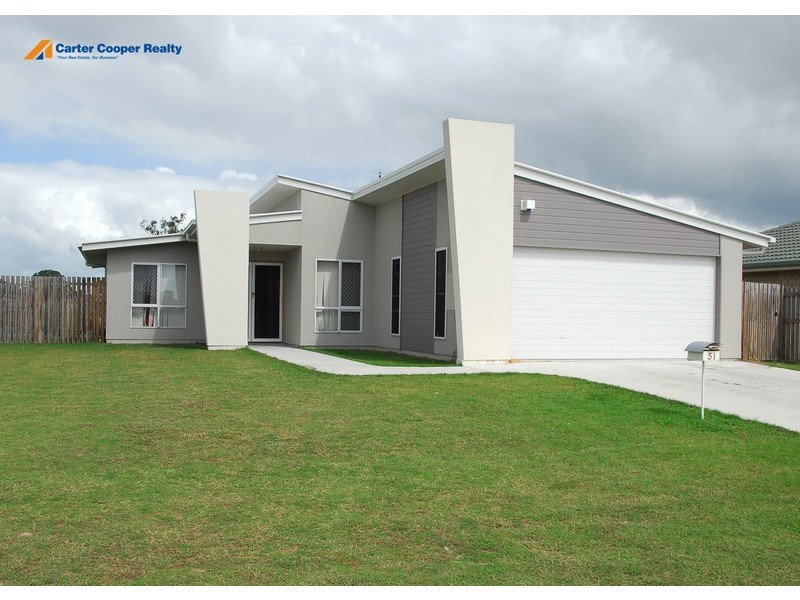 51 Archer Drive, Point Vernon QLD 4655