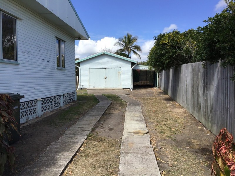 87 Esplanade, Point Vernon QLD 4655