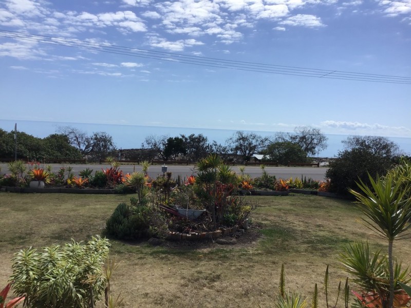 87 Esplanade, Point Vernon QLD 4655