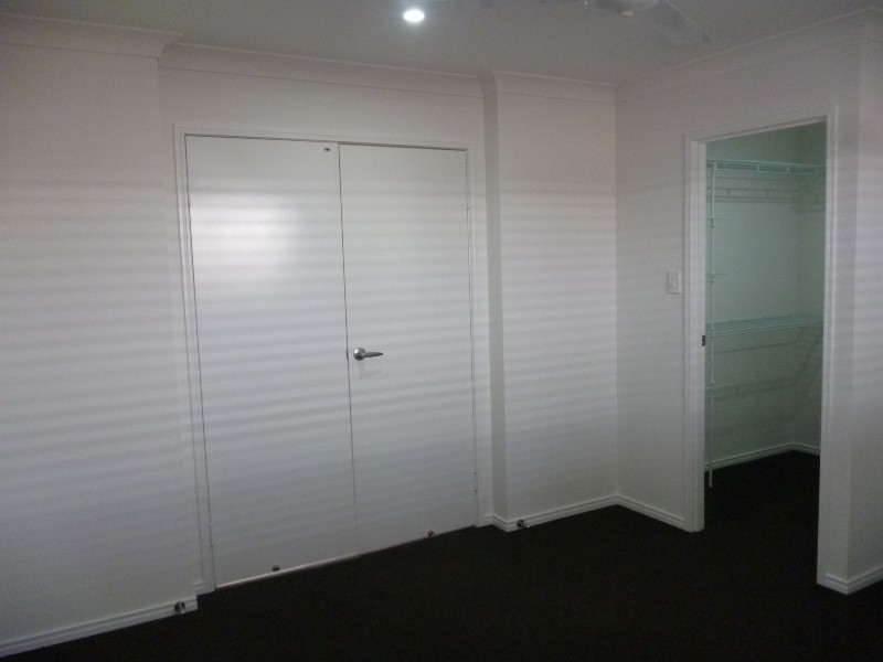 13 Daintree Drive, Urangan QLD 4655
