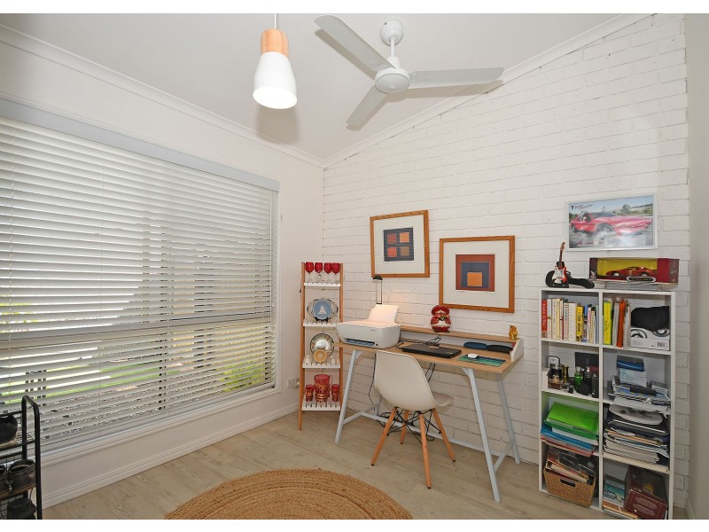 Unit 2, 7-9 Cypress Street, Torquay QLD 4655