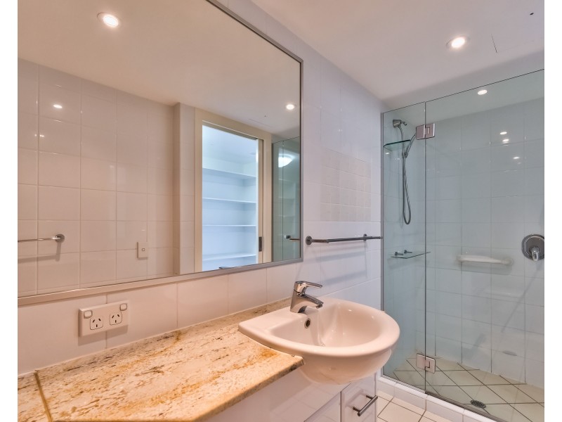 506/239 Esplanade, Pialba QLD 4655