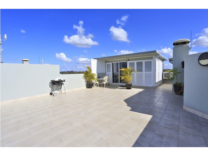 602/239 Esplanade, Pialba QLD 4655
