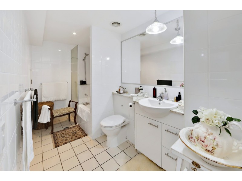602/239 Esplanade, Pialba QLD 4655
