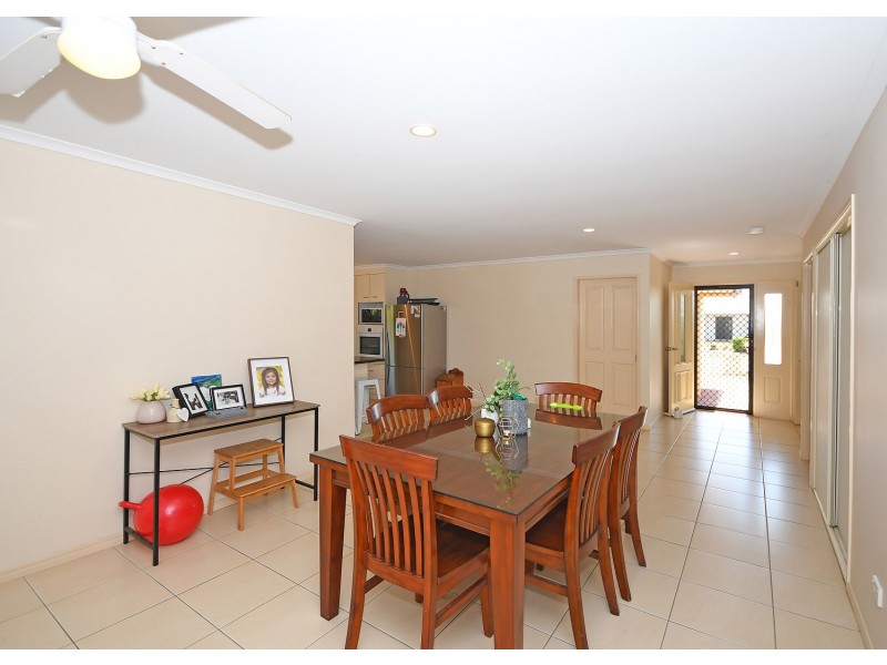 52 Endeavour Way, Eli Waters QLD 4655