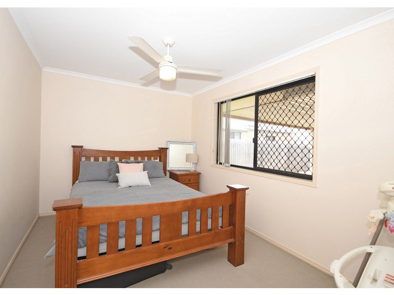 52 Endeavour Way, Eli Waters QLD 4655