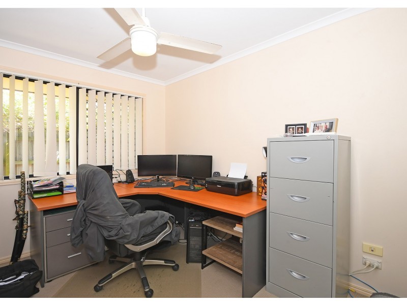 52 Endeavour Way, Eli Waters QLD 4655