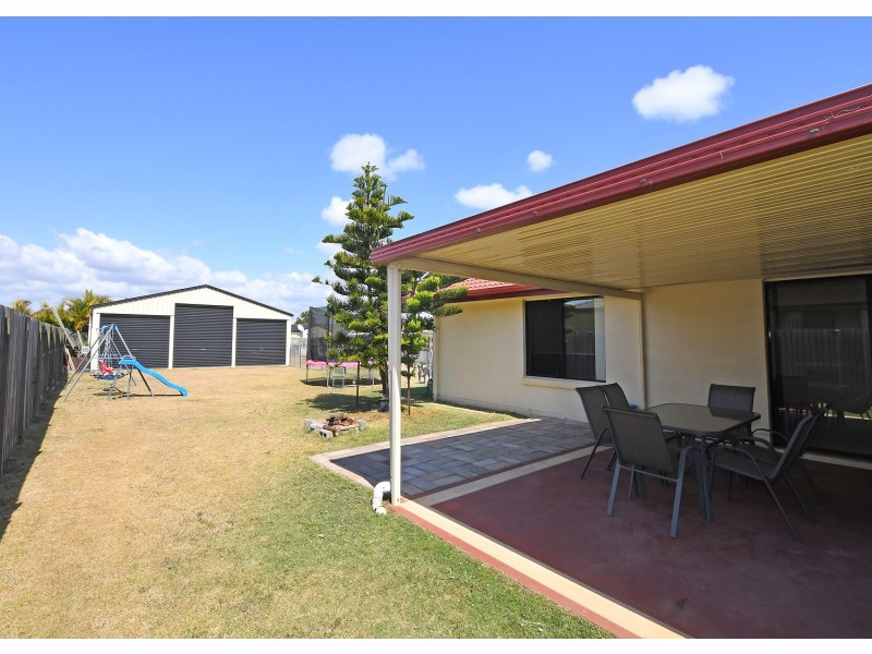 52 Endeavour Way, Eli Waters QLD 4655