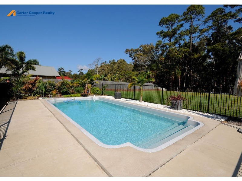 37 Seahorse Cct, Dundowran Beach QLD 4655