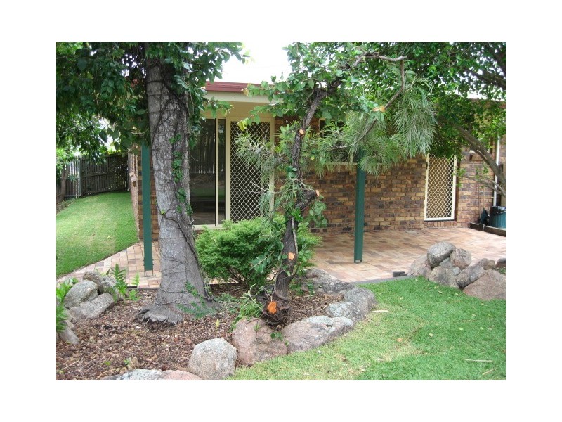 127 Robert Street, Torquay QLD 4655