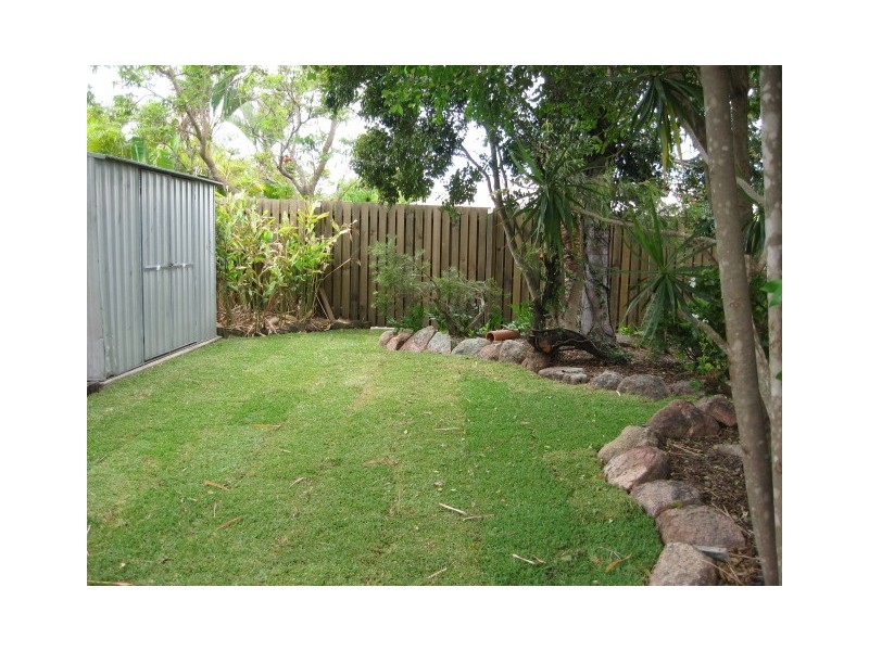 127 Robert Street, Torquay QLD 4655
