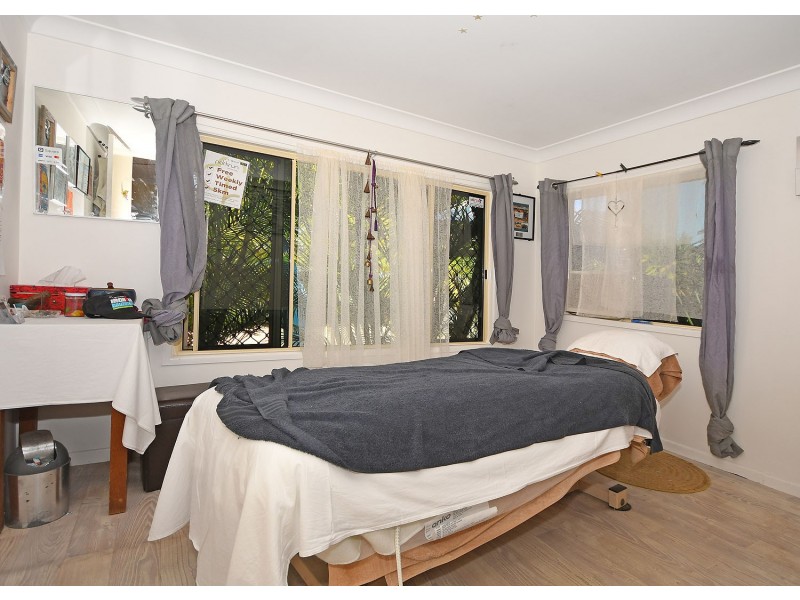 54 Cypress Street, Torquay QLD 4655