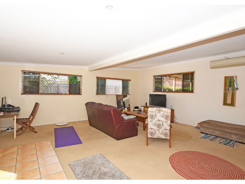 54 Cypress Street, Torquay QLD 4655
