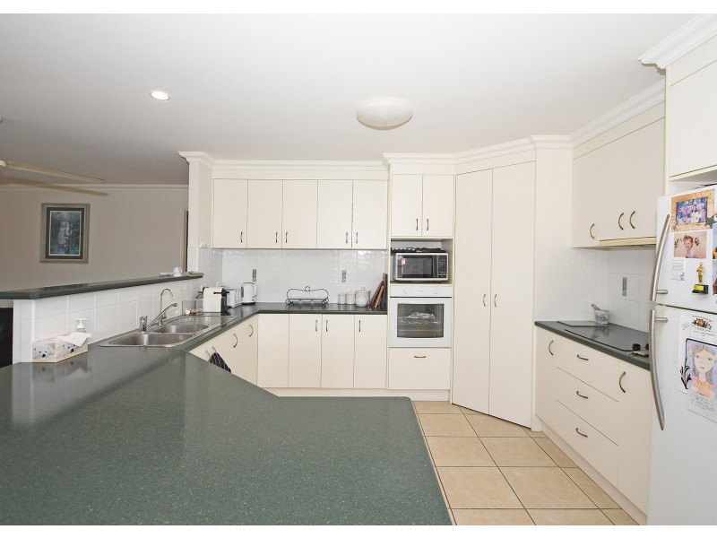 13 Durham Street, Kawungan QLD 4655