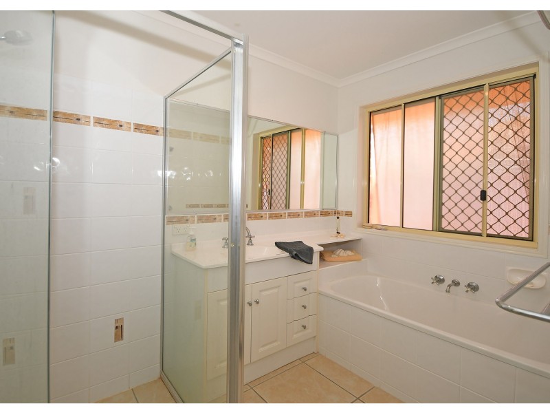 13 Durham Street, Kawungan QLD 4655
