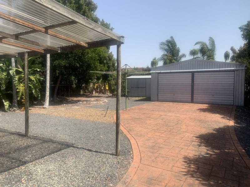 105 Limpus Street, Urangan QLD 4655