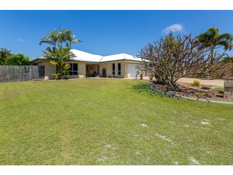 7 Pinehurst Drive, Wondunna QLD 4655