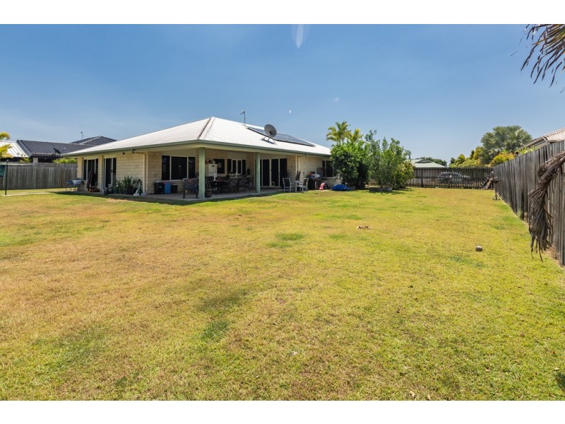 7 Pinehurst Drive, Wondunna QLD 4655